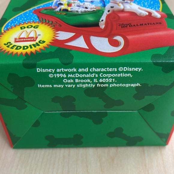 Vintage McDonald’s Toy Disney’s 101 Dalmatians Dog Sledding Snow Dome - Picture 3 of 7